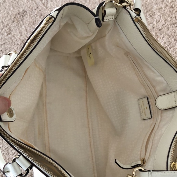 Authentic Kate Spade Double zip crossbody - Picture 6 of 9